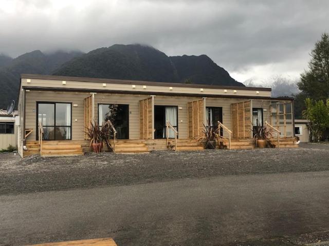 Fox Glacier Top 10 Holiday Park & Motels Екстер'єр фото