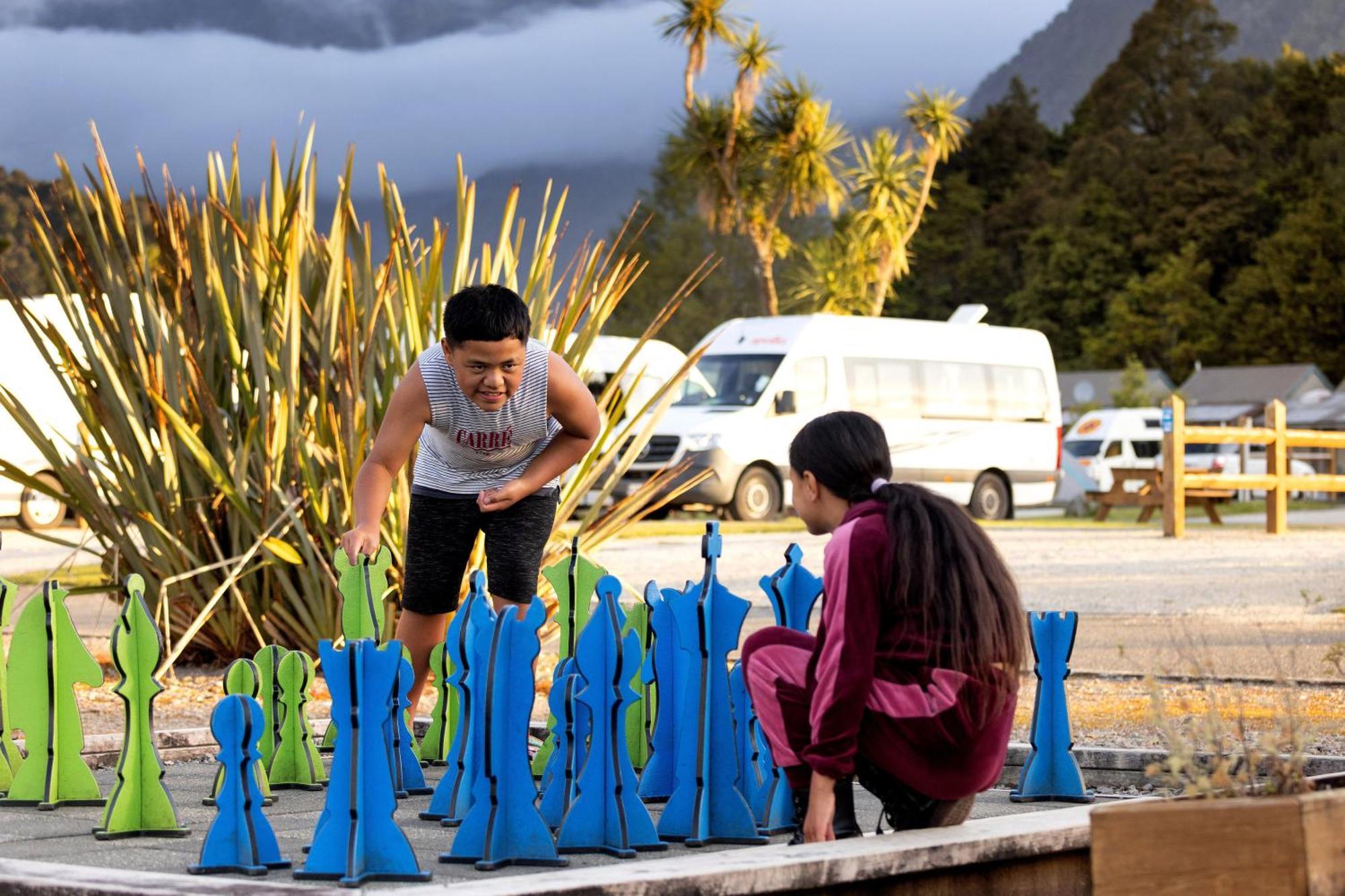 Fox Glacier Top 10 Holiday Park & Motels Екстер'єр фото