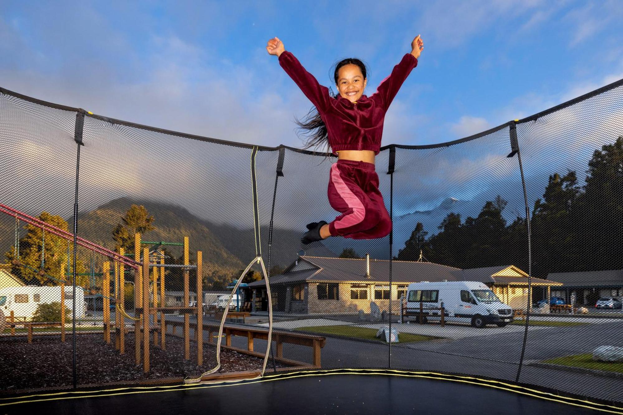 Fox Glacier Top 10 Holiday Park & Motels Екстер'єр фото